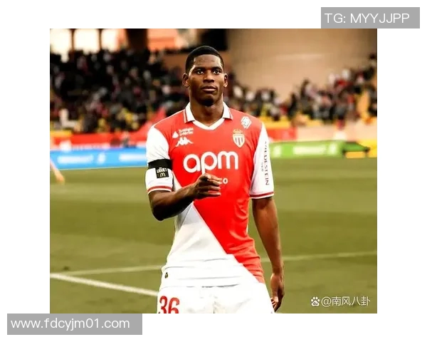 足球转会市场震动：重磅交易内幕曝光引发全球热议