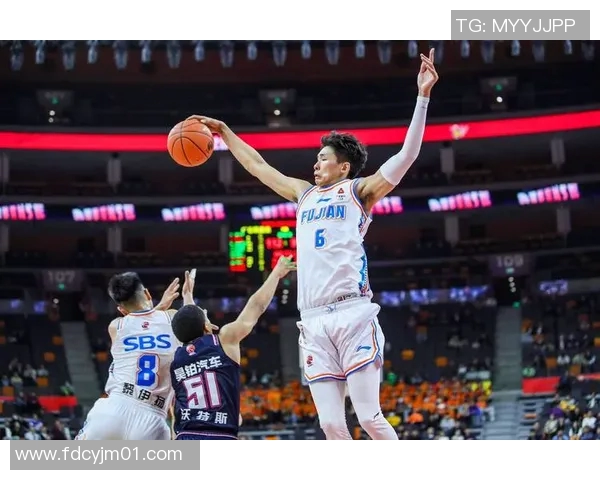 CBA新赛季全面引入国际规则改革推动比赛更具观赏性和公正性